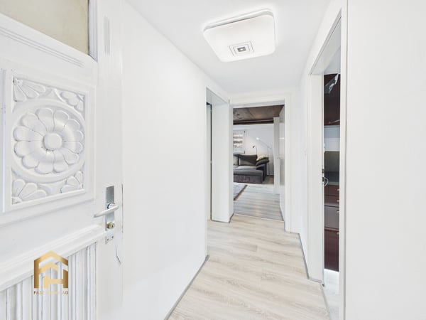 Gemütliche 1.5 ZWG mit Balkon und Alpenblick in Ulrichen 12