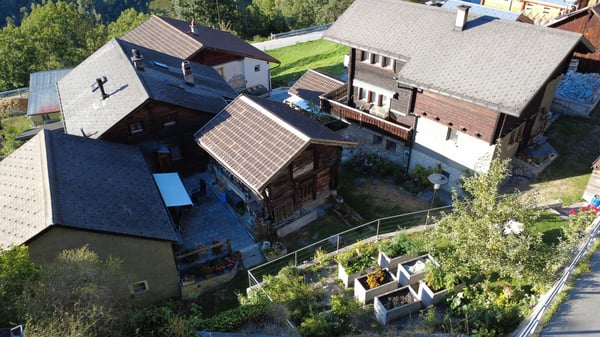 Idyllisches Grundstück mit ausbaufähigem Stall in sonniger Lage 4