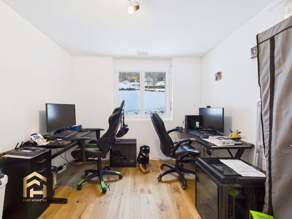 Helle 1.5-Zimmer Neubauwohnung mit Balkon und Lift in St. Niklaus 6