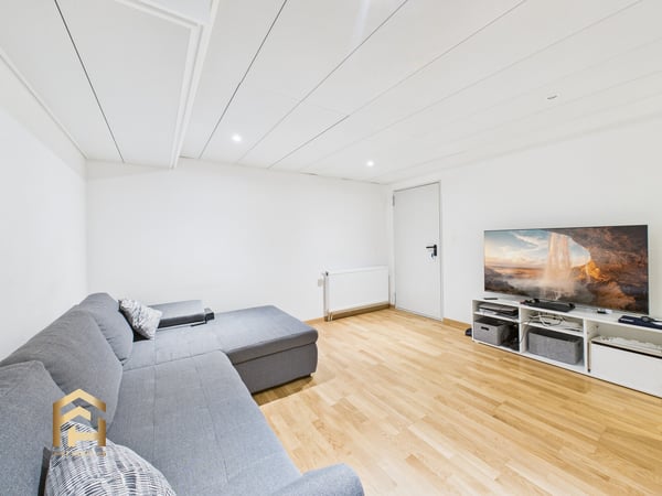 Charmante 1.5 ZWG in ruhiger Lage gepflegt, renoviert und zentral 5