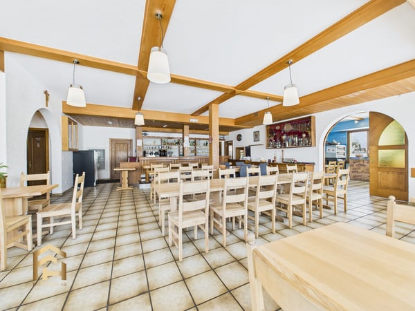 Über den Dächern von Leuk  Ihre Chance auf einen neuen Lebensabschnit 4