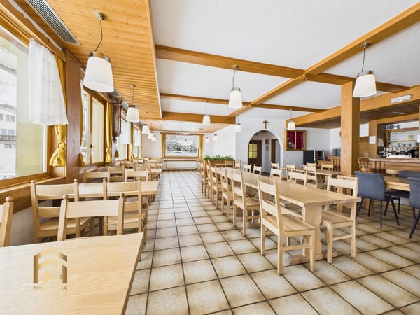 Über den Dächern von Leuk  Ihre Chance auf einen neuen Lebensabschnit 2