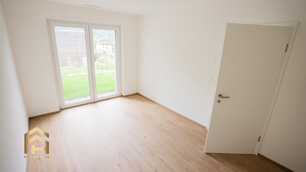 Letzte Gelegenheit: Attraktive 4.5 ZWG im EG mit Abendsonne 5