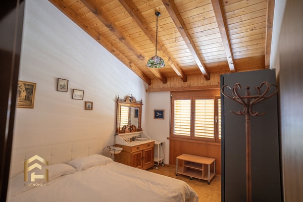 4.5 Zimmer-Attika mit Cheminée und traumhafter Aussicht 8