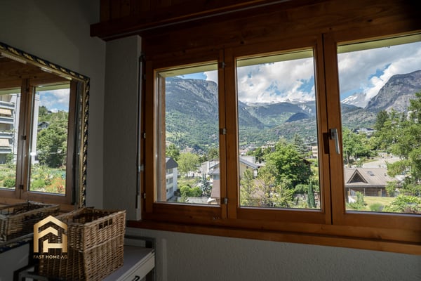 4.5 Zimmer-Attika mit Cheminée und traumhafter Aussicht 6