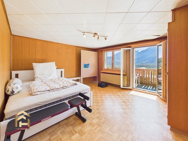 Charmante 4.5 ZWG mit toller Aussicht und viel Stauraum 3