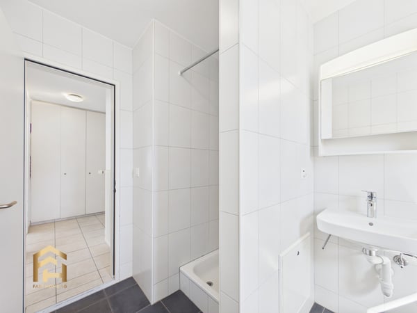 Grosszügige 1.5-Zimmerwohnung mit Balkon in ruhiger Lage 10
