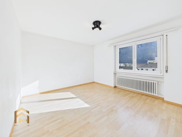 Familienfreundliche 4.5-Zimmerwohnung mit Balkon 5