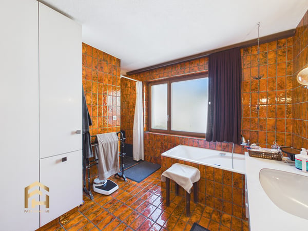Grosszügiges Einfamilienhaus an fantastischer Lage 7