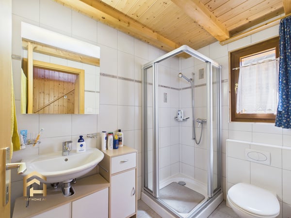 Charmantes Walliser Chalet mit traumhafter Aussicht über das Rhonetal 7