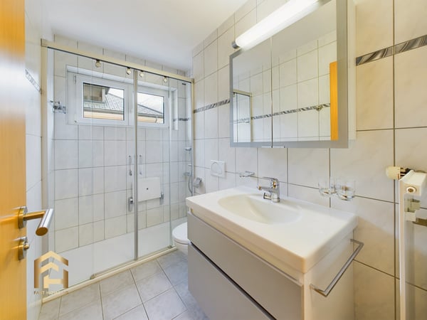 Interessante 1.5 Zimmer-Wohnung im Herzen von Naters 9