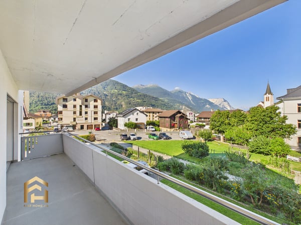 Zentral gelegene 1.5 ZWG mit Balkon und Gartensitzplatz 10