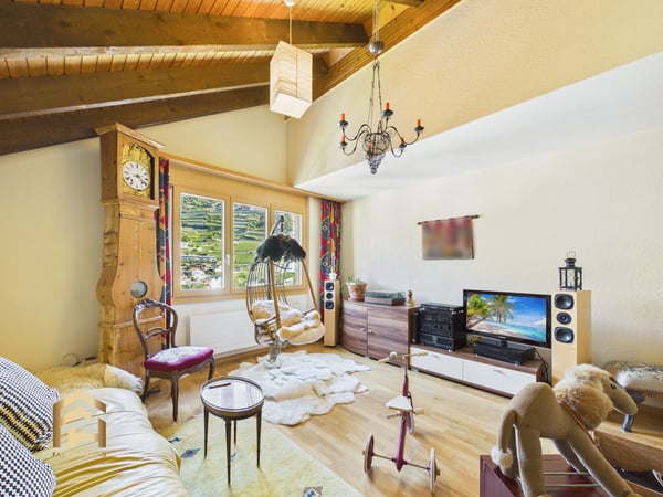 Charmante Duplex-Dachwohnung mit herrlicher Bergsicht 5