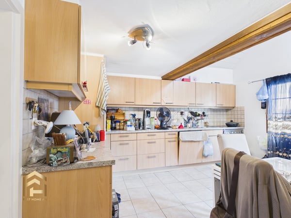 Viel Platz, viel Charme, viele Möglichkeiten Haus mit 3 Wohneinheite 3
