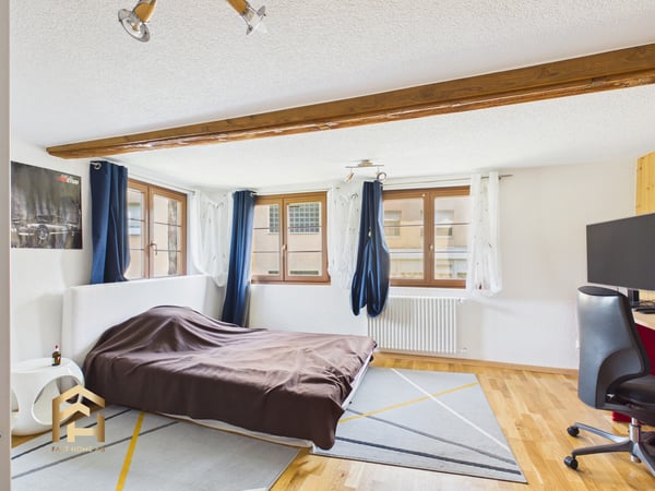 Viel Platz, viel Charme, viele Möglichkeiten Haus mit 3 Wohneinheite 5