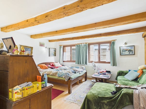 Viel Platz, viel Charme, viele Möglichkeiten Haus mit 3 Wohneinheite 12