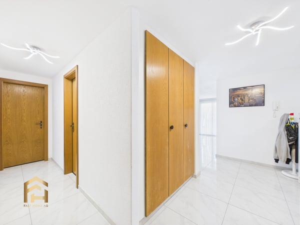 Laufend modernisierte und bezugsbereite Familienwohnung 12