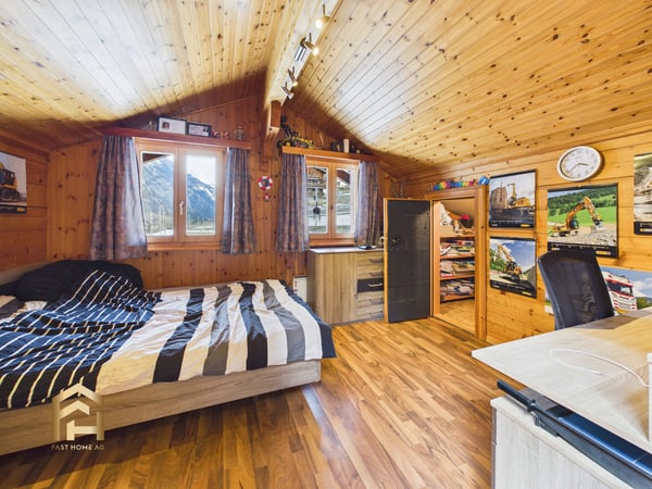 Renovierte Duplex-Attika mit 3 Badezimmern und optimaler Anbindung 5