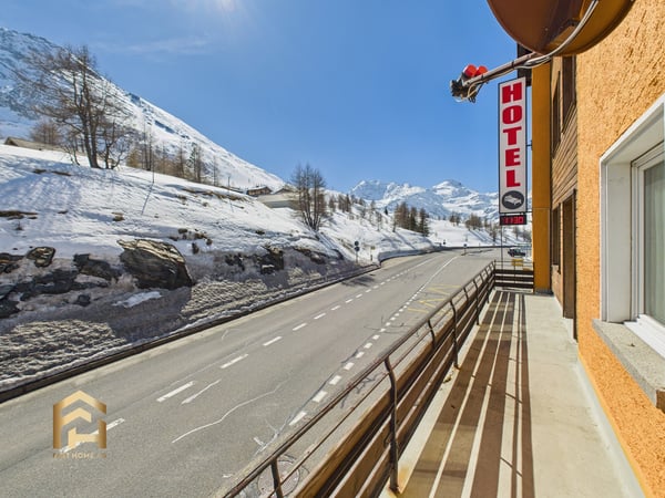 Einzigartiges Hotel-Restaurant auf dem Simplon - Ihre Chance auf 2005 11