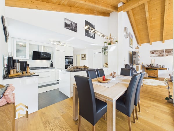 Duplex-Dachwohnung (220m2) mit traumhafter Aussicht 1