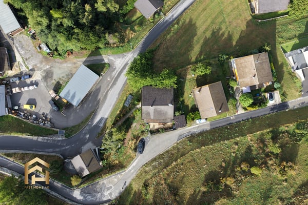 Teilrenoviertes Chalet mit 4 Wohneinheiten in Bürchen zu verkaufen 6