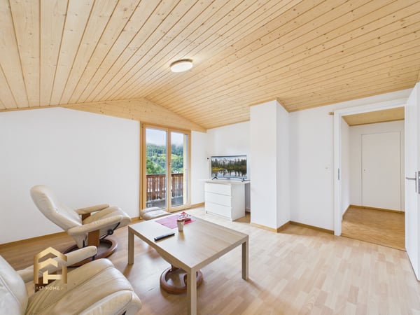 Teilrenoviertes Chalet mit 4 Wohneinheiten in Bürchen zu verkaufen 10
