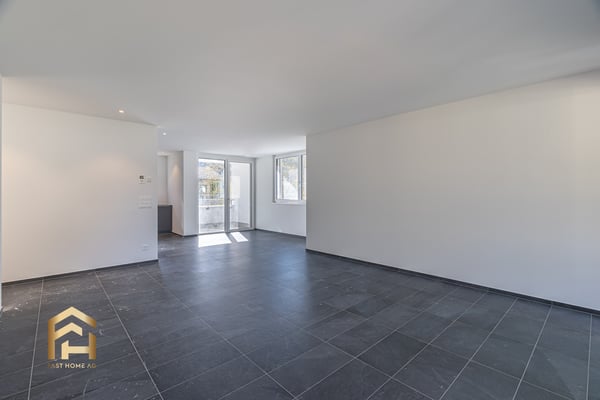 Top-Modern wohnen in Visp West: Neuwertige 4.5-ZWG 4
