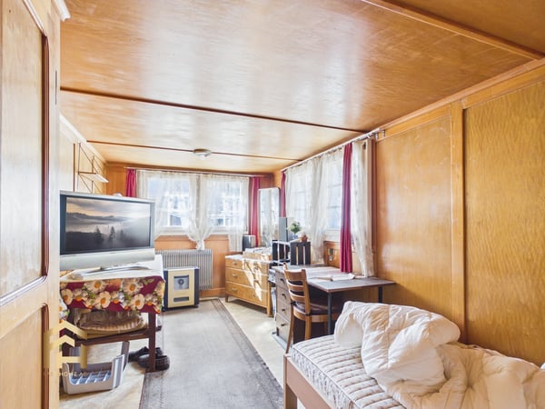 Altbauwohnung zum Umbauen im Dorfkern von Saas-Fee, Zweitwohnsitz bewi 5