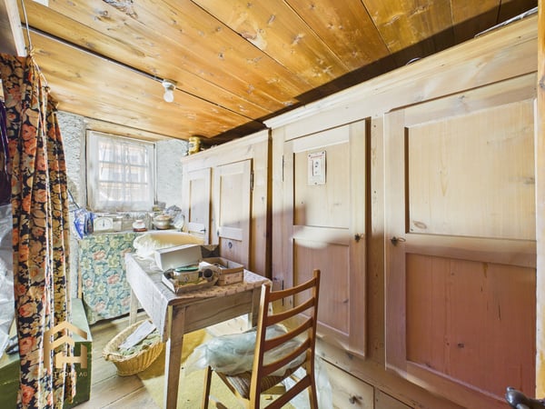 Umbauprojekt mit Maisonette-Potenzial in Saas-Fee, Zweitwohnsitz bewil 5