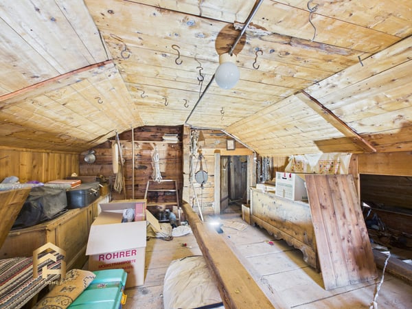 Umbauprojekt mit Maisonette-Potenzial in Saas-Fee, Zweitwohnsitz bewil 6