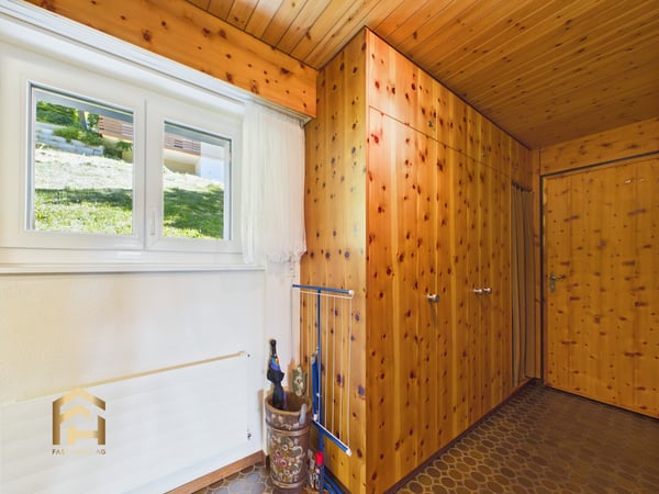 Attraktive 2.5-Zimmer-Wohnung mit 2 Balkonen und toller Aussicht 10