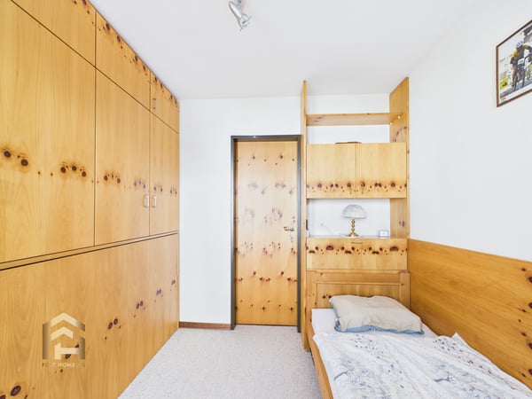Attraktive 2.5-Zimmer-Wohnung mit 2 Balkonen und toller Aussicht 7