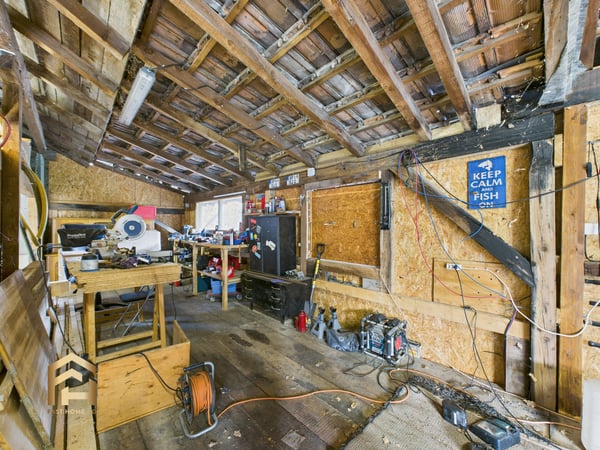 Vielseitig nutzbarer Holzstall mit ca. 130 m² in Susten ab sofort 5