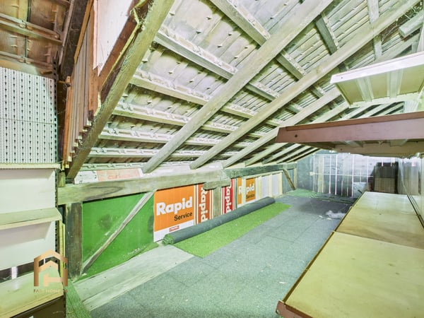 Vielseitig nutzbarer Holzstall mit ca. 130 m² in Susten ab sofort 8