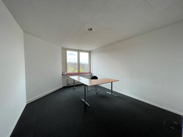 Einzelbüro mit super Aussicht im 5. Stock 1