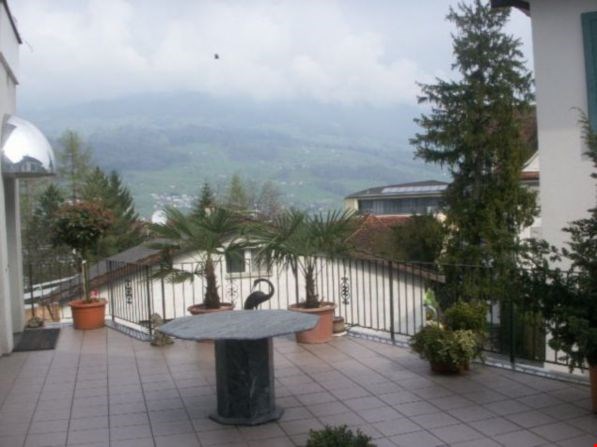 Charmante 5.5-Zimmer-Maisonette-Wohnung in Sachseln – Wohnen mit Bergpanorama 12