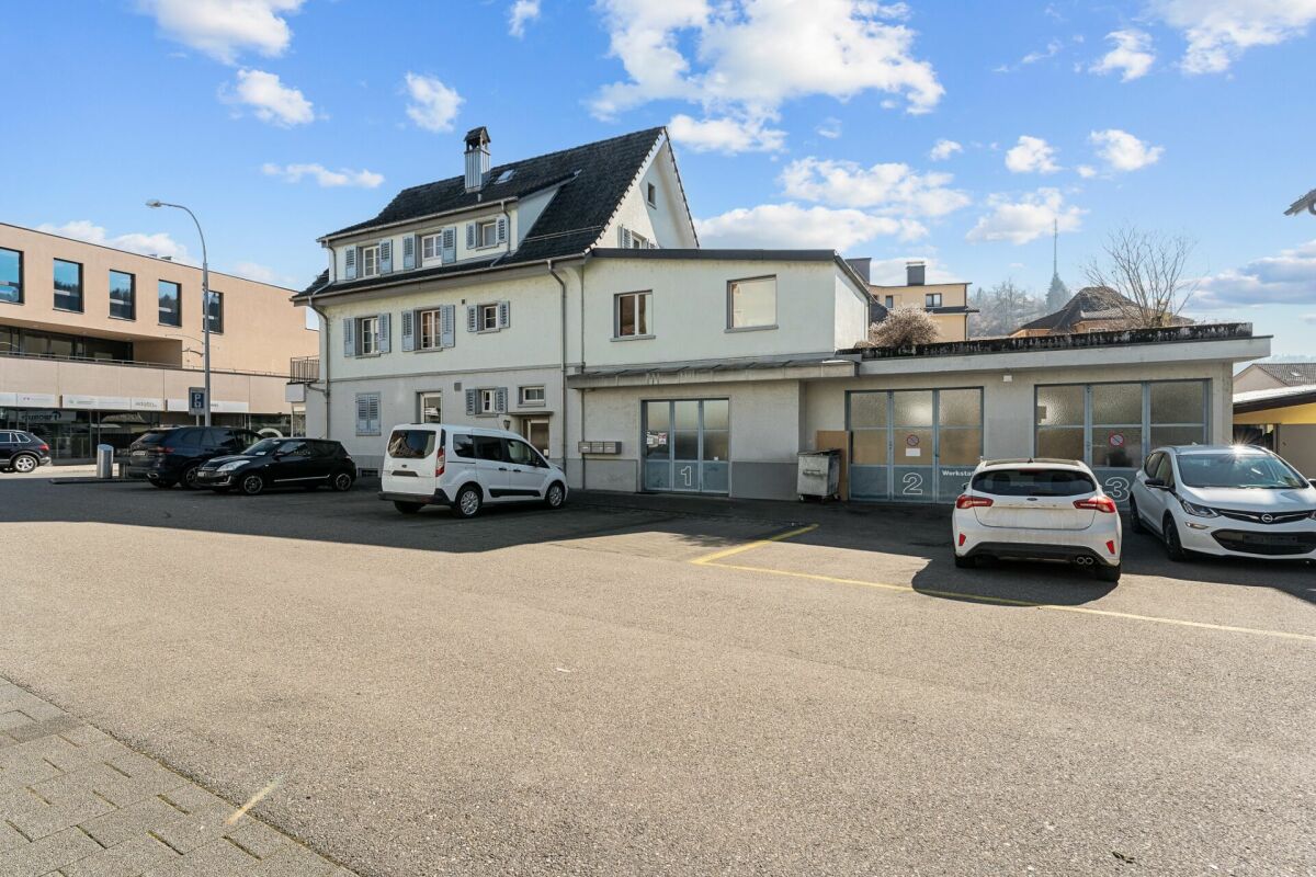 Casa residenziale e commerciale in posizione centrale a Wolhusen