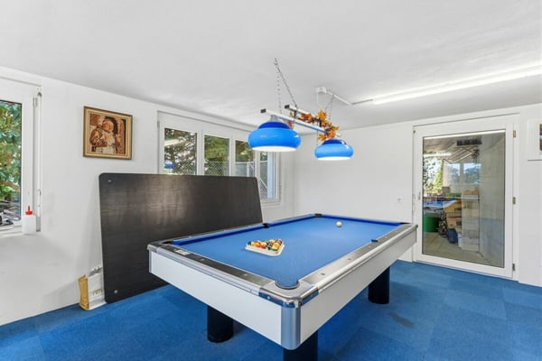 Modern. Grosszügig. Einzigartig. 4½-Zimmer-Einfamilienhaus mit Pool 20