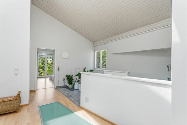 Modern. Grosszügig. Einzigartig. 4½-Zimmer-Einfamilienhaus mit Pool 16