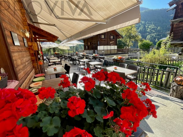 Berggastronomie, bei der die Authentizität als Kulisse dient 3