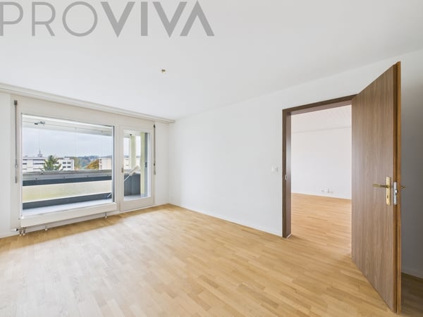 Mit vielen Extras wie Hallenbad, Sauna, Partyraum und Turnhalle 5