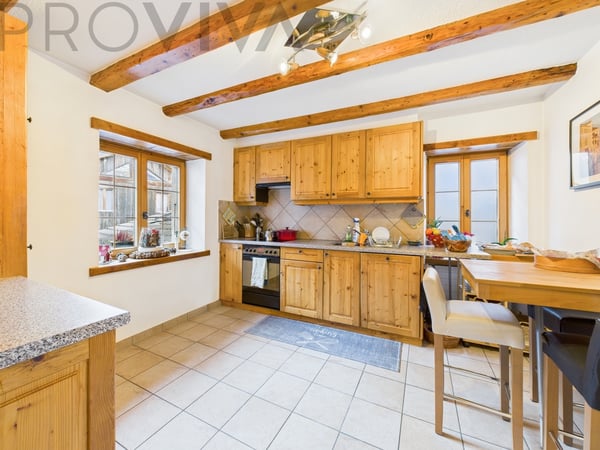 Charmantes Mehrfamilienhaus mit Charakter und Nähe zur Seilbahn 5