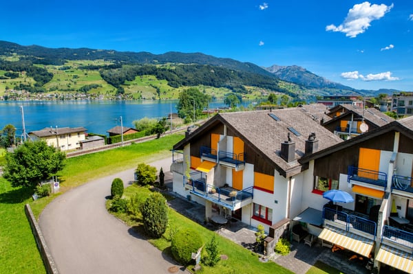 Exklusive Gartenwohnung mit Seesicht, Seezugang & hoher Rendite 3