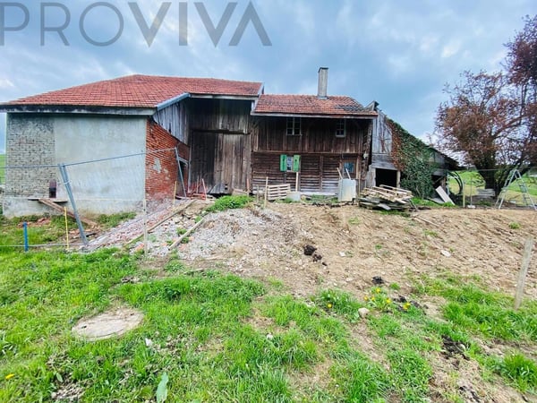 2600 m2 Grundstück renovationsbedürftiges Haus mit Potential 4