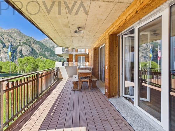 Zwischen Piste und Panorama - Ihr neues Zuhause in Grächen 1