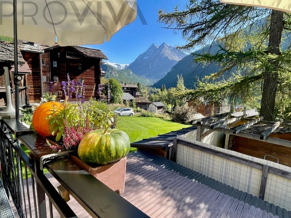 Ganzjährig beliebtes Restaurant mit Wohnung und Dent-Blanche-Blick 6