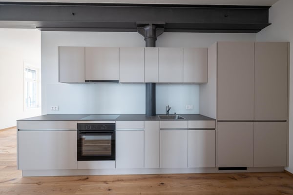 Hochwertige, moderne 4.5 Zimmer-Wohnung mit Altbaucharme 2