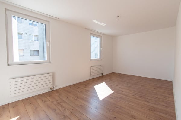 Helle 1.5 Zimmer-Wohnung mit Balkon 11