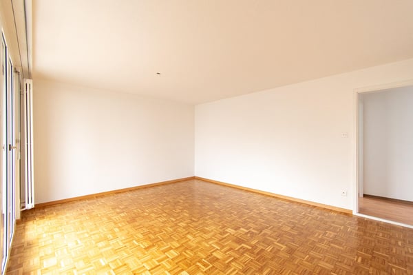 Helle 1.5 Zimmer-Wohnung mit Balkon 10