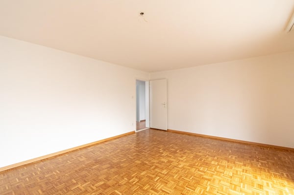 Helle 1.5 Zimmer-Wohnung mit Balkon 8